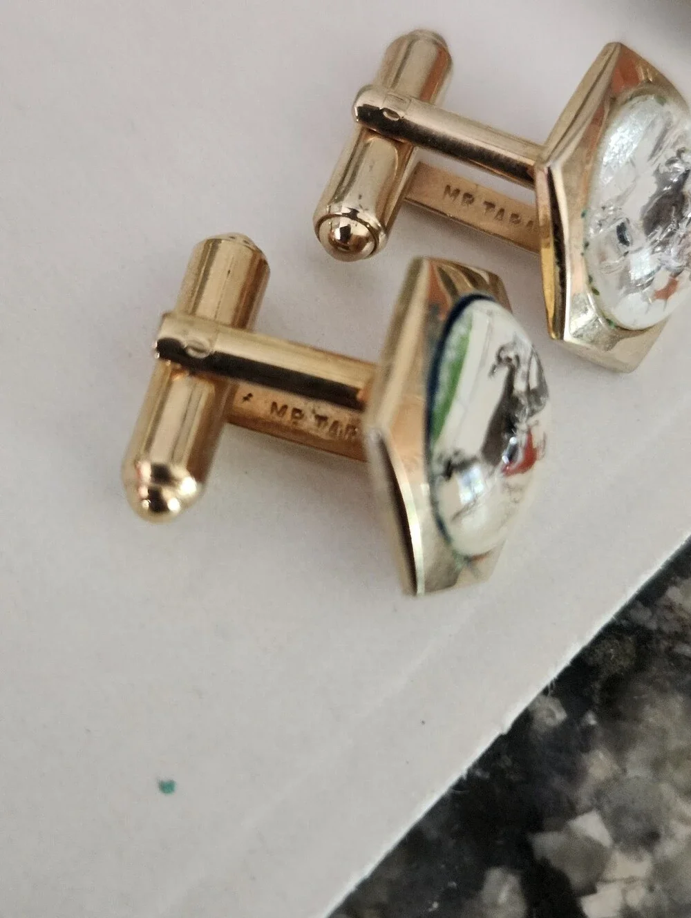 Vtg Mr. Tara Gold-Tone Horse Racing Cufflinks and Tie Clip Set-brown & Green